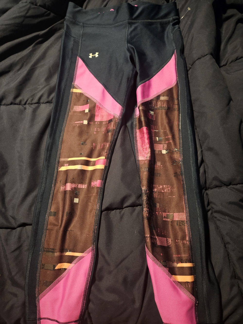 Under Armour HeatGear Compression Leggings Women’s M Black Pink NWOT